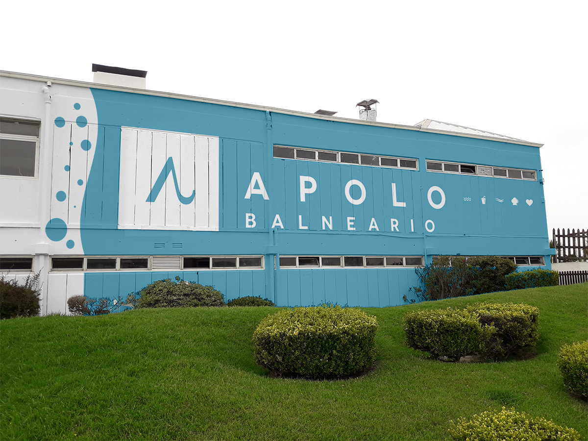 Aplicación de marca fachada APOLO balneario by UMM ideas SA